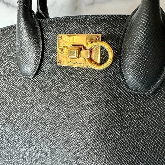 Ferragamo Studio Box Bag- NEW - Picture 2 of 5